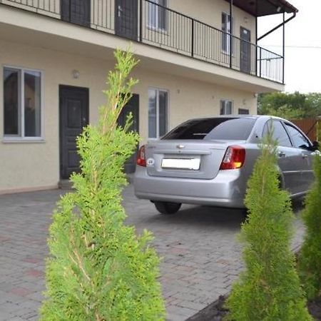 Мини-Отель Veravilla Chornomorsk Exterior foto